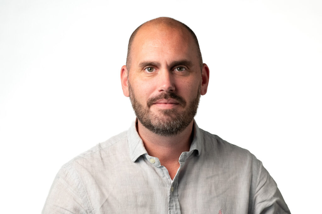 Roland Svensson, Försäljningschef på Makab